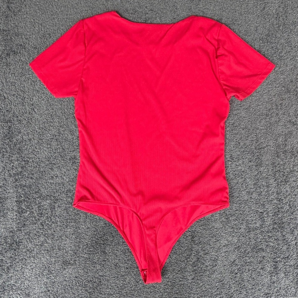 House of Harlow 1960 Red Ribbed Short Sleeve Bodysuit Large 492030 CN0015 - Picture 5 of 5